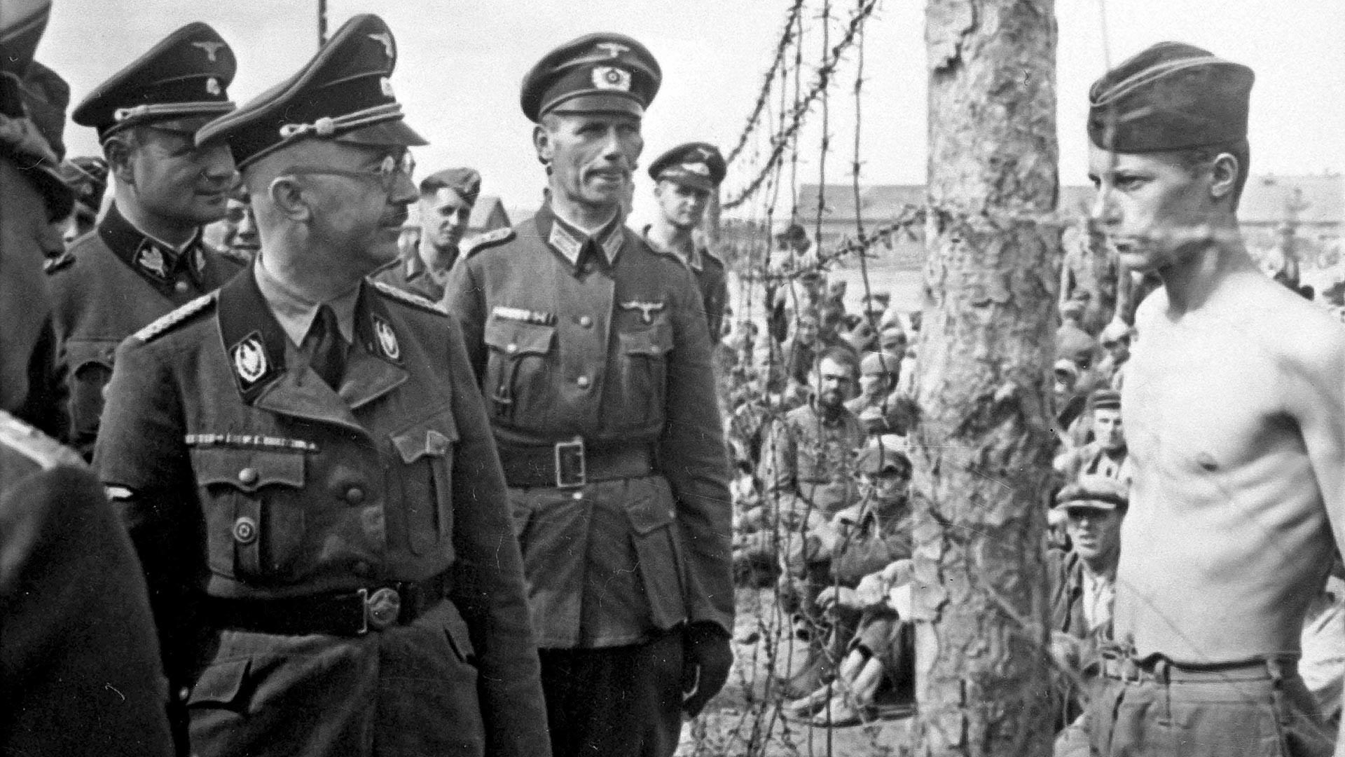 Heinrich Himmler visits a camp with Soviet prisoners of war in 1942.