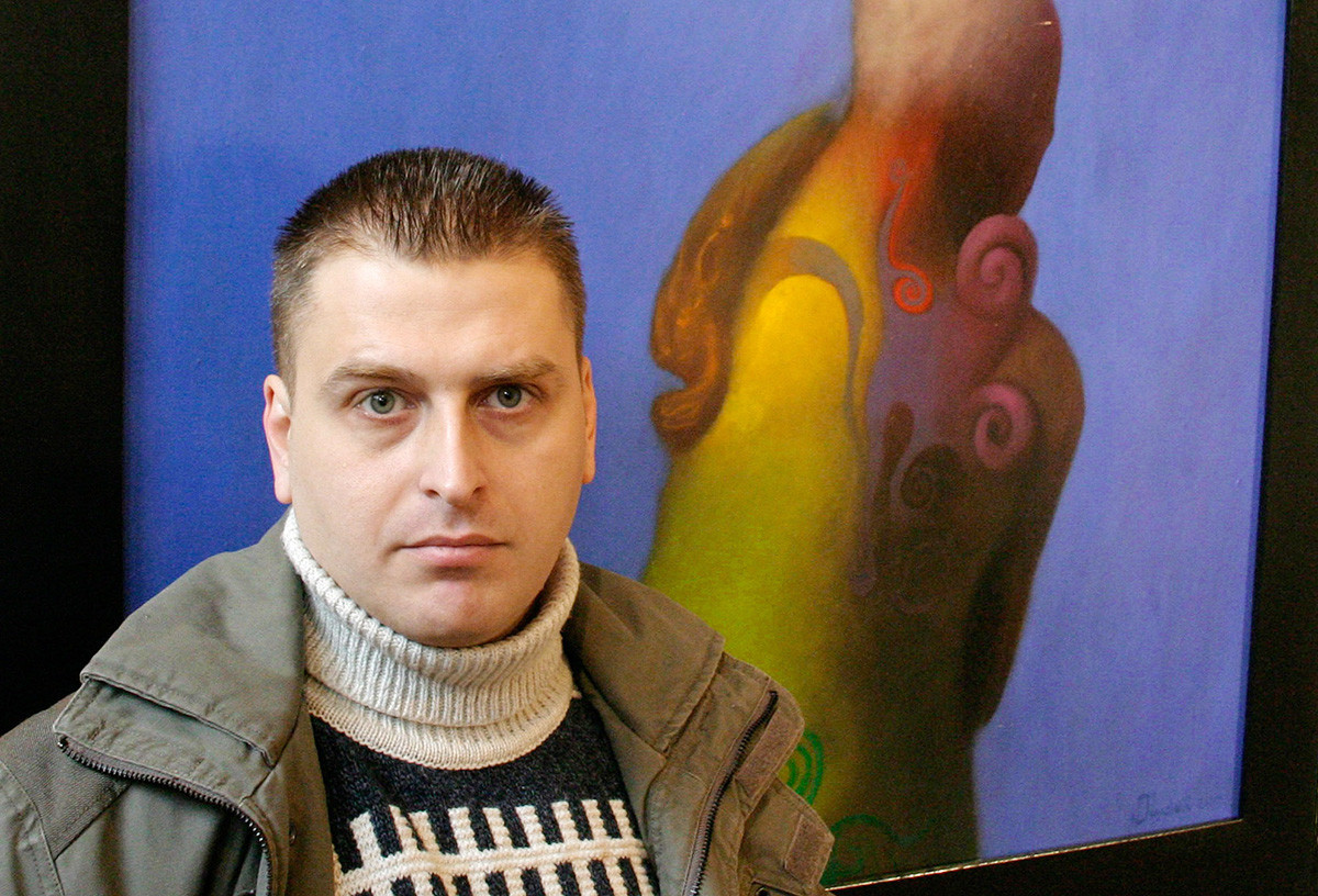Cicit Stalin, Yakov Dzhugashvili, pada pembukaan pameran pribadinya di Tbilisi, Georgia.