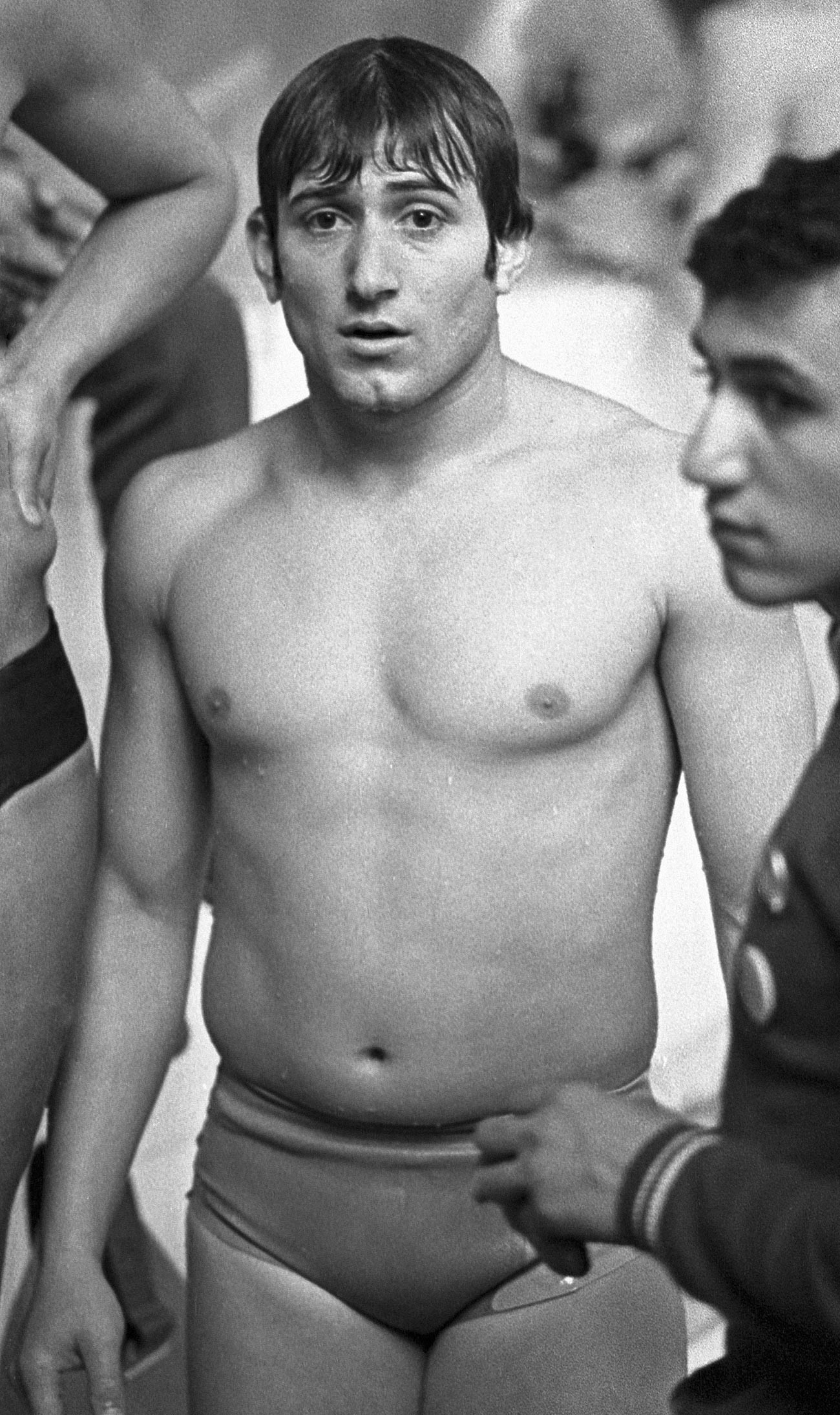 Il campione sovietico di nuoto subacqueo Shavarsh Karapetyan, Erevan, 1974
