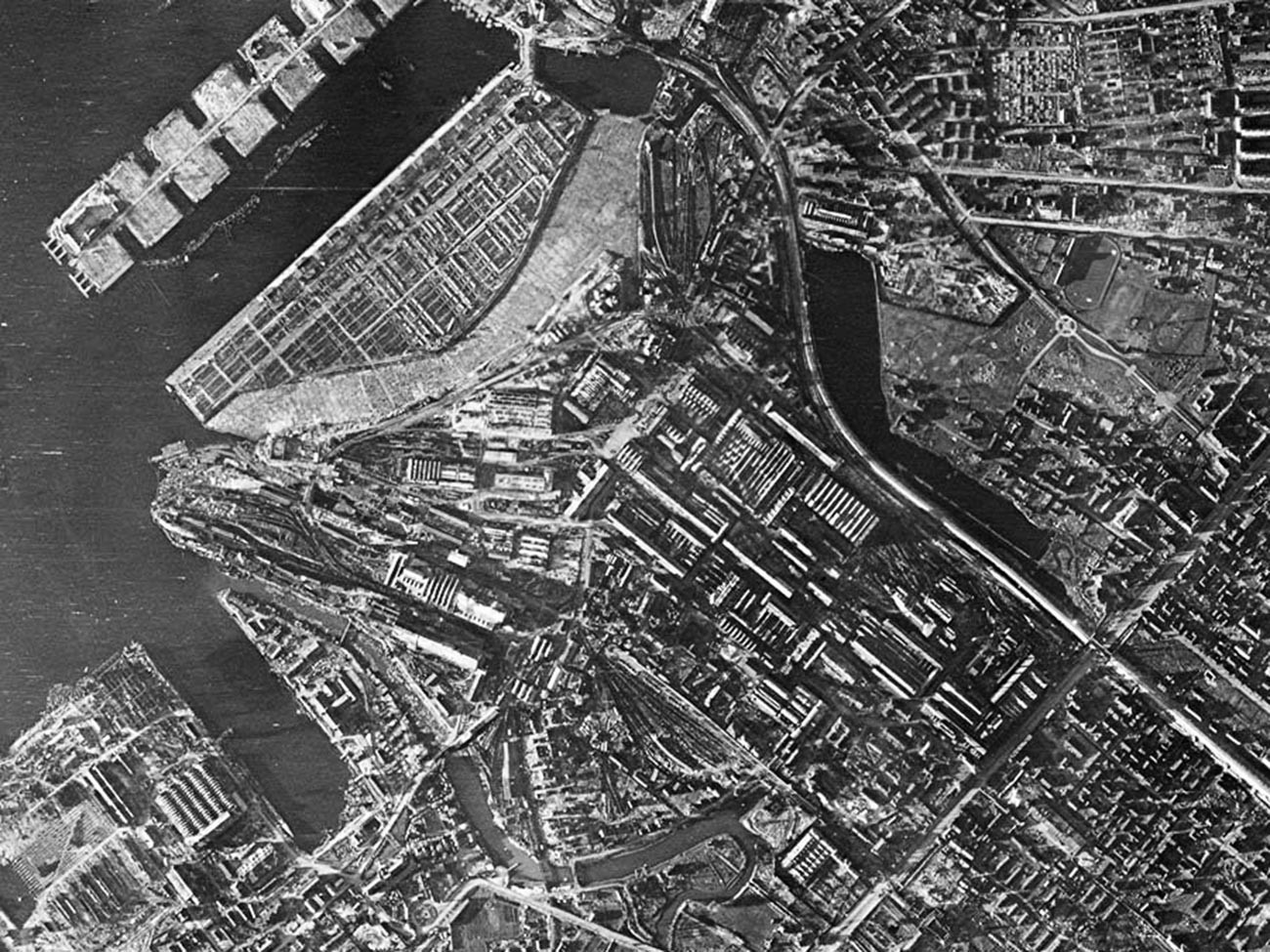 Аэроснимки блокадного Ленинграда