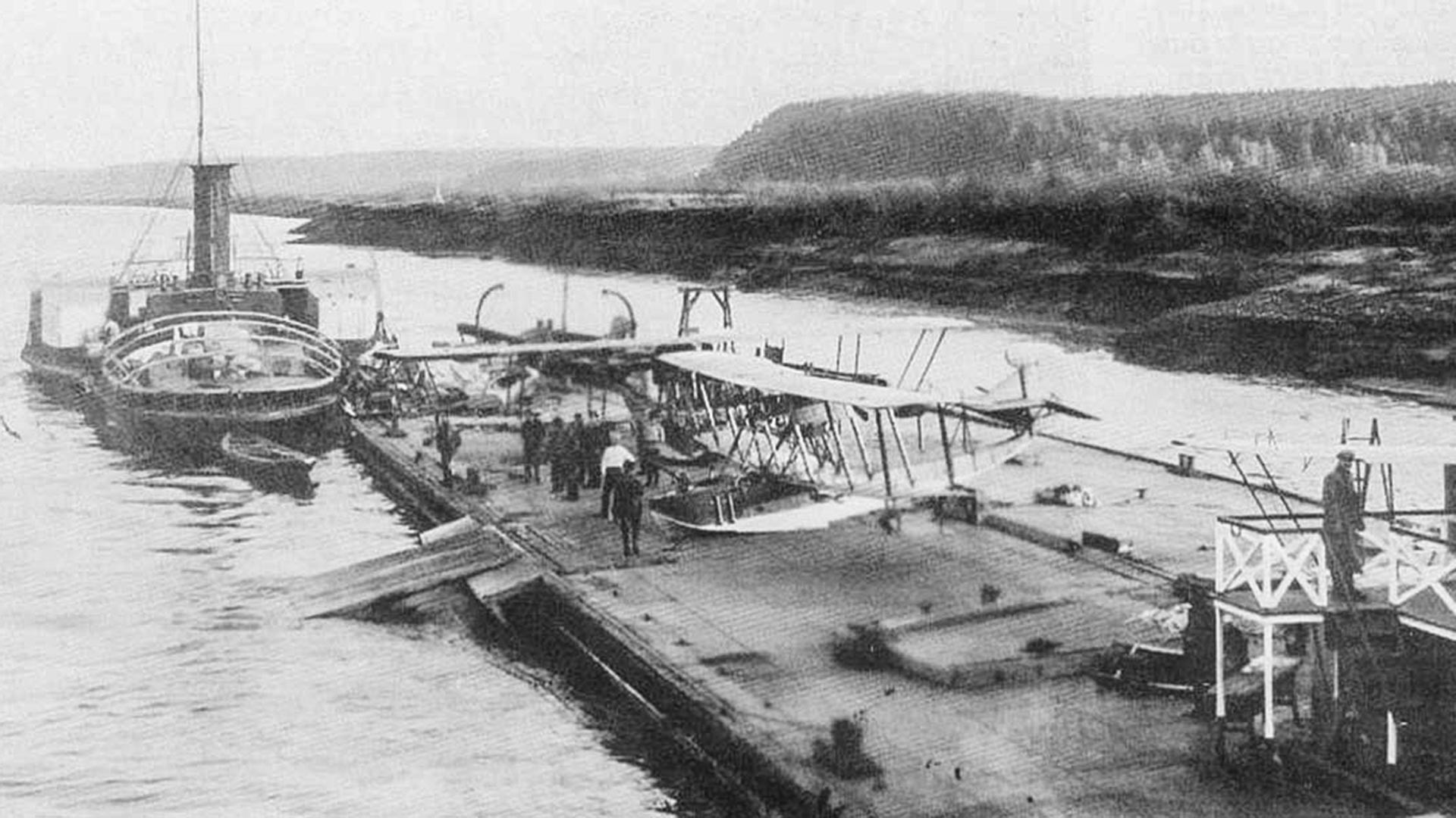水上機母艦「スヴォボダ」、1918年