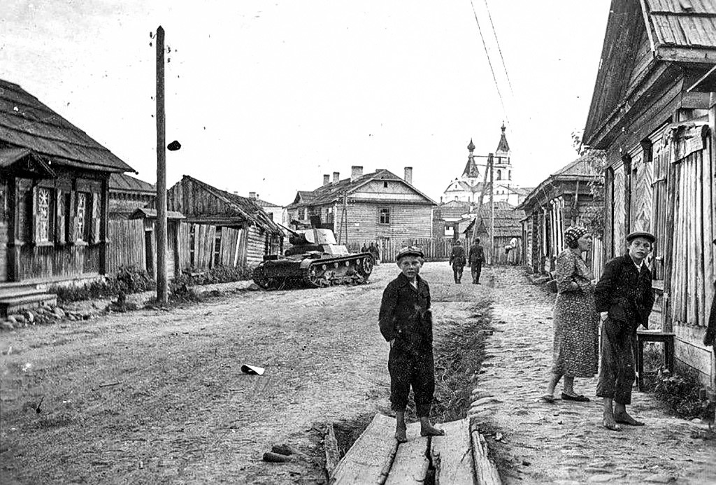 Le premier jour de l’occupation nazie de la ville de Nevel, dans la région de Pskov