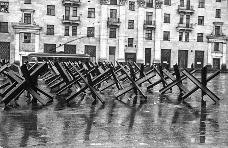 Une rue moscovite pendant la guerre