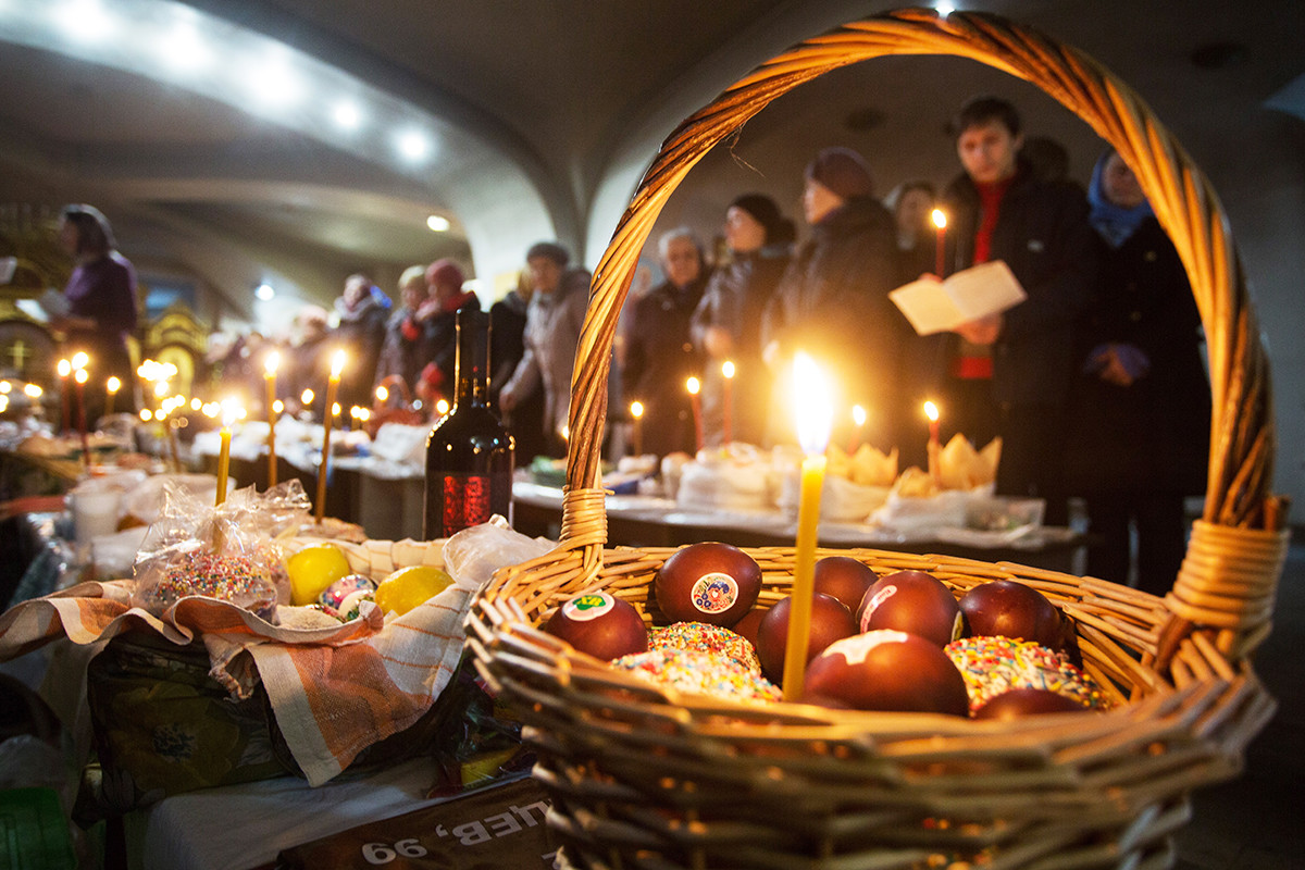 Blessing Easter cakes and eggs as Russian Orthodox Church prepares to celebrate Easter.