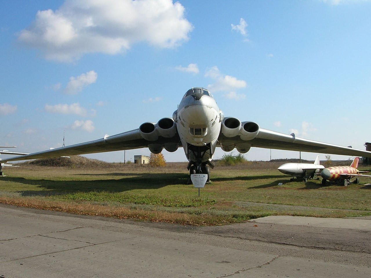3МС-2 на авиобаза 