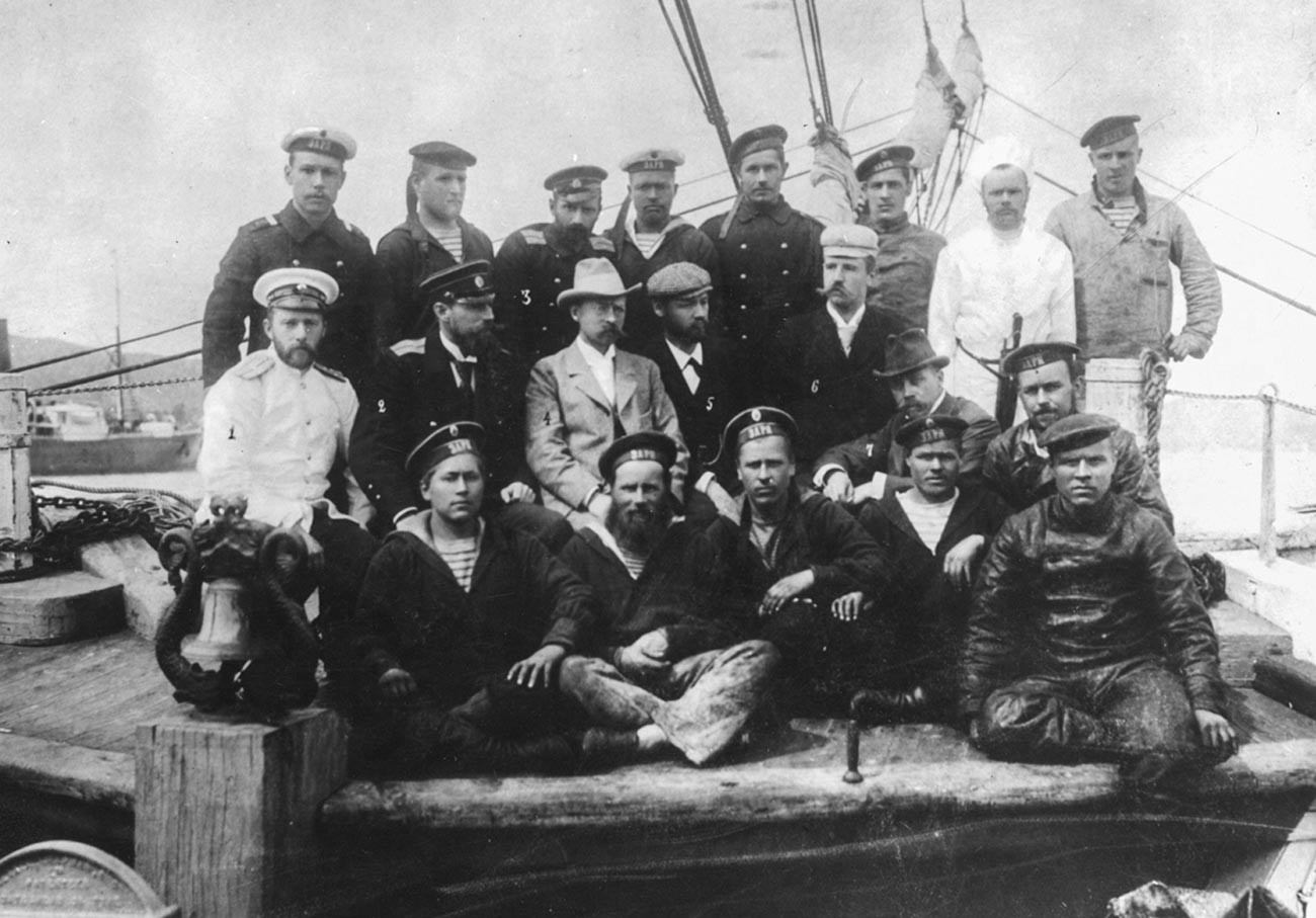 Members of the Russian Polar Expedition of the Imperial Academy of Sciences.