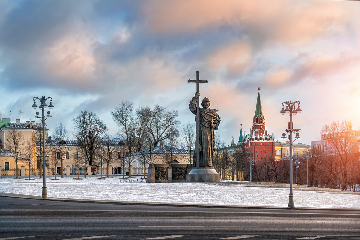 Monument au prince Vladimir à Moscou
