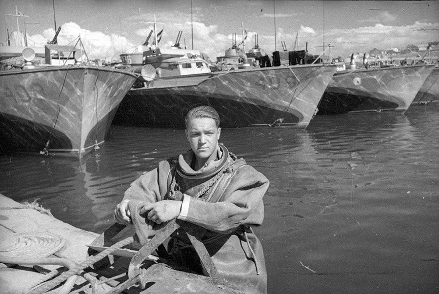 Plongeur, 1944
