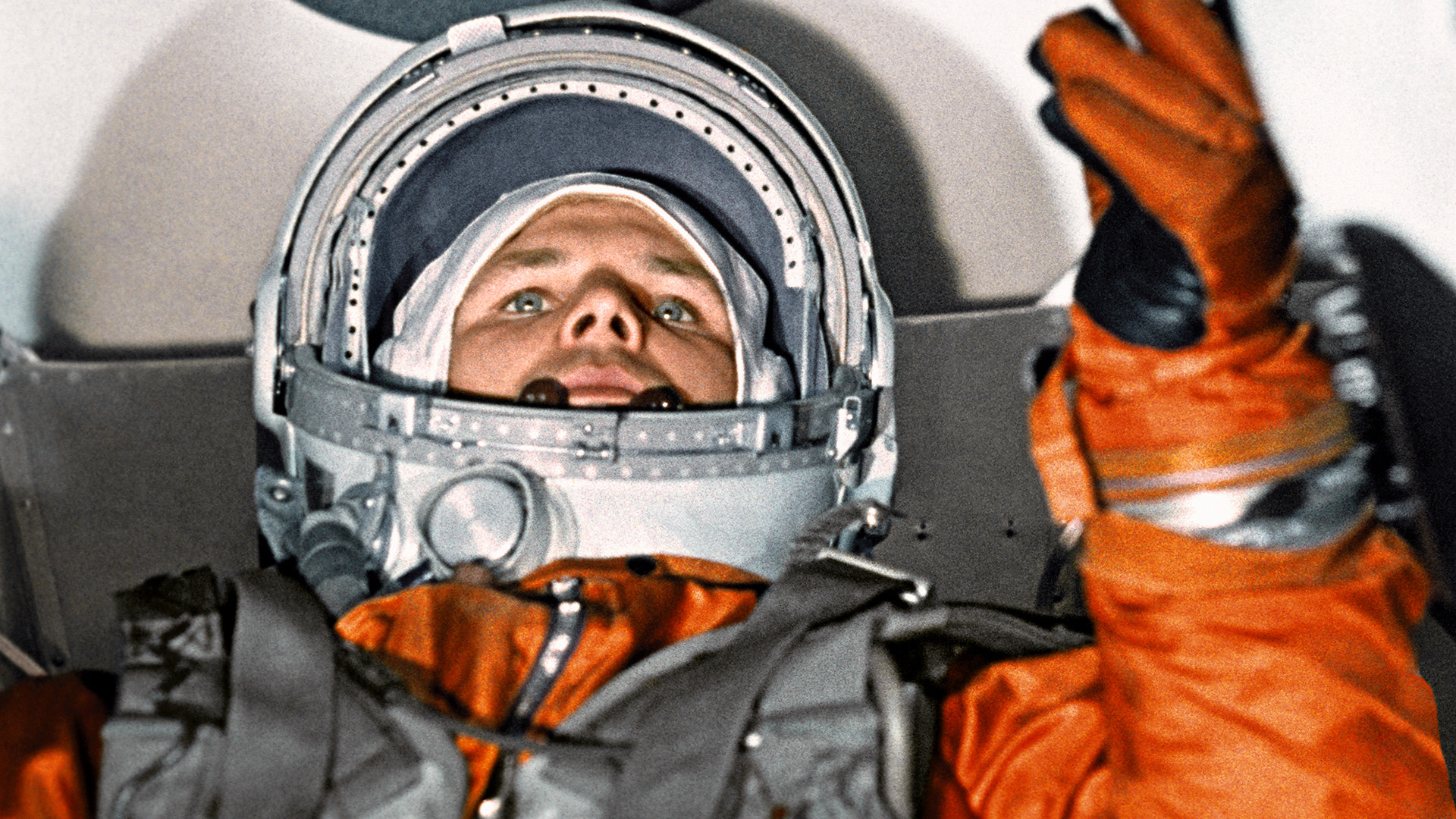 Juri Gagarin vor dem Start von Wostok-1.