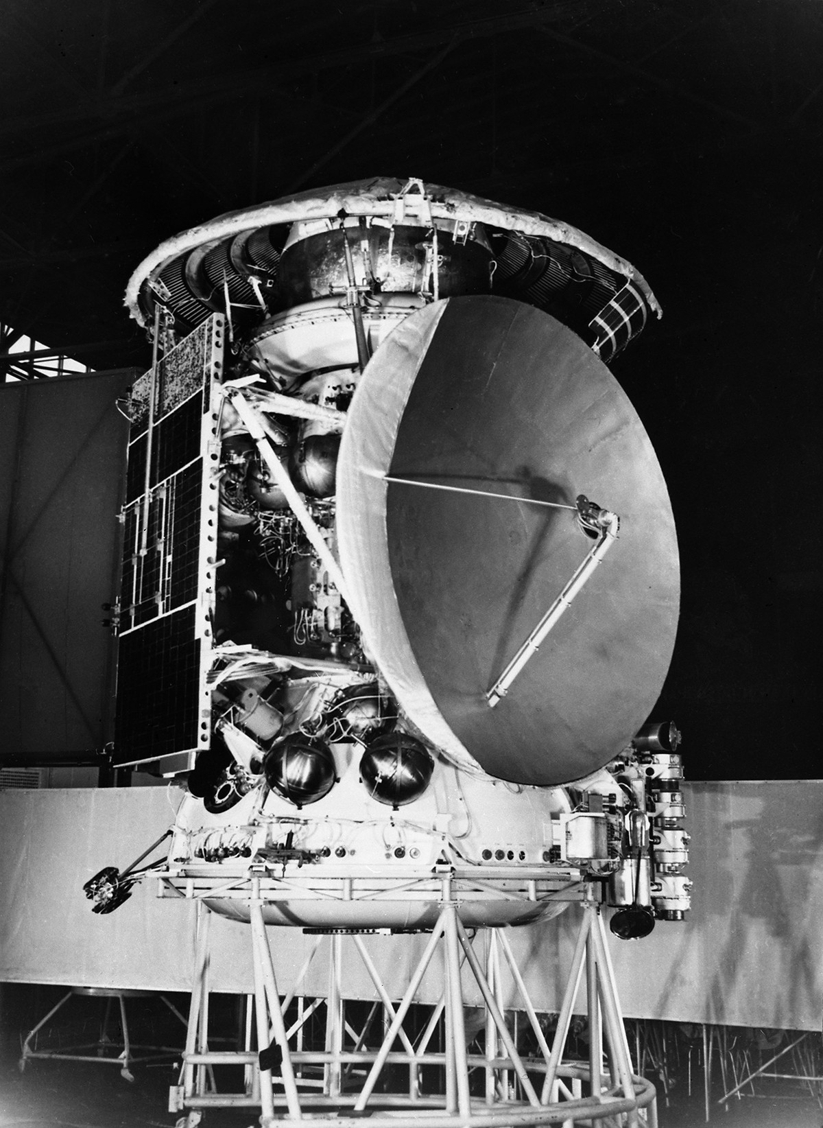 La sonda interplanetaria sovietica Mars 3 lanciata il 28 maggio 1971
