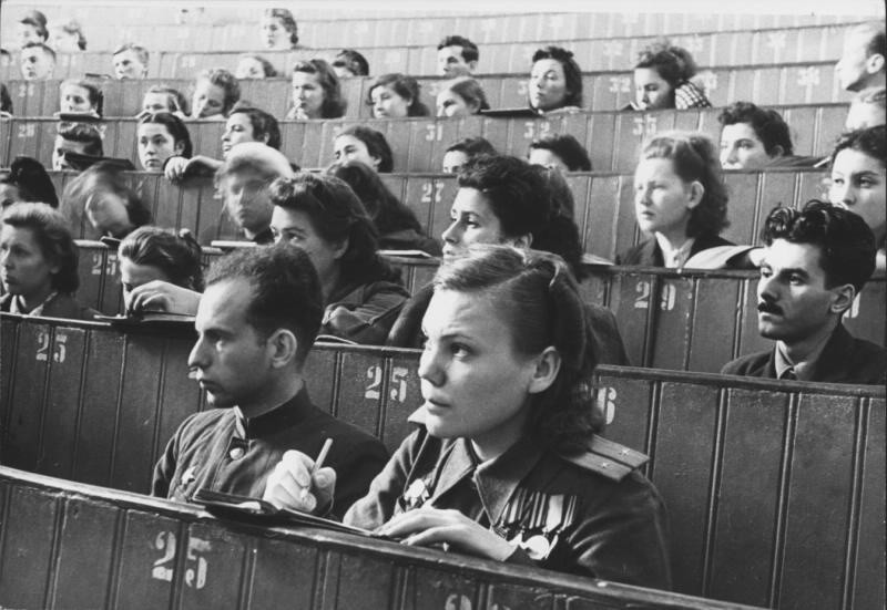戦後初のモスクワ大学での講義