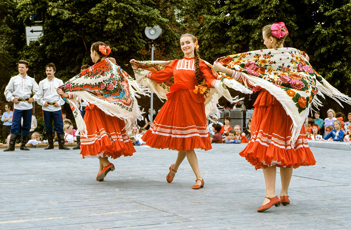 Un festival de danse folklorique
