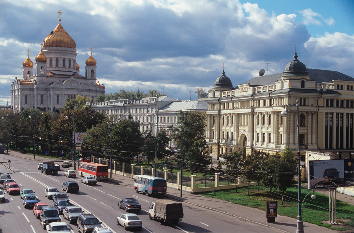 ソ連時代に解体されたが、ソ連崩壊後に再建されたモスクワの救世主ハリストス大聖堂