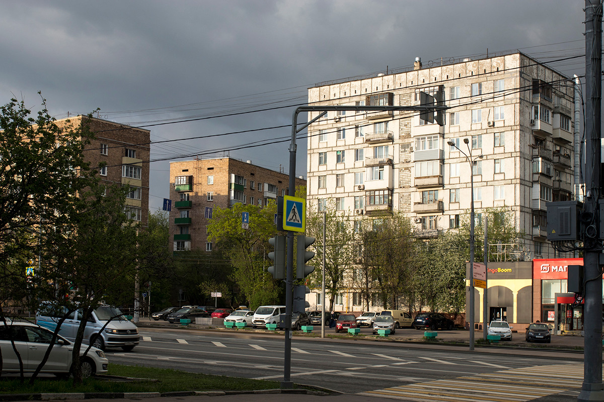 Sowjetische Häuser in Moskau.