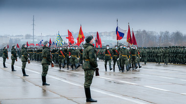 Илјадници војници и авијација: објавени атрактивни снимки од подготовките за Парадата на Победата
