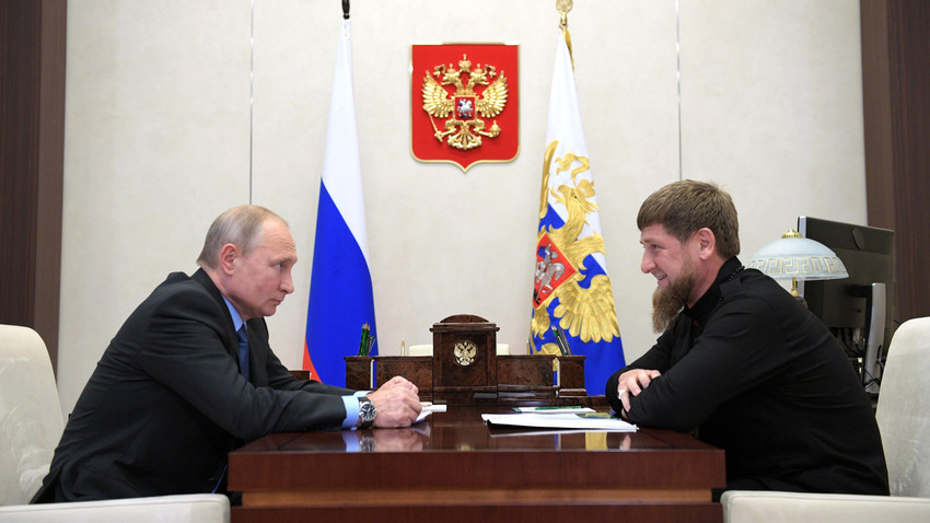 Presiden Rusia Vladimir Putin dan Pemimpin Republik Chechnya Ramzan Kadyrov