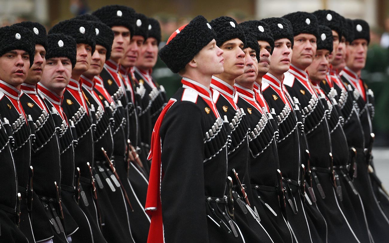 Les cosaques ont également envoyé leurs troupes cette année pour célébrer le 76e anniversaire de la fin de la Grande Guerre patriotique.