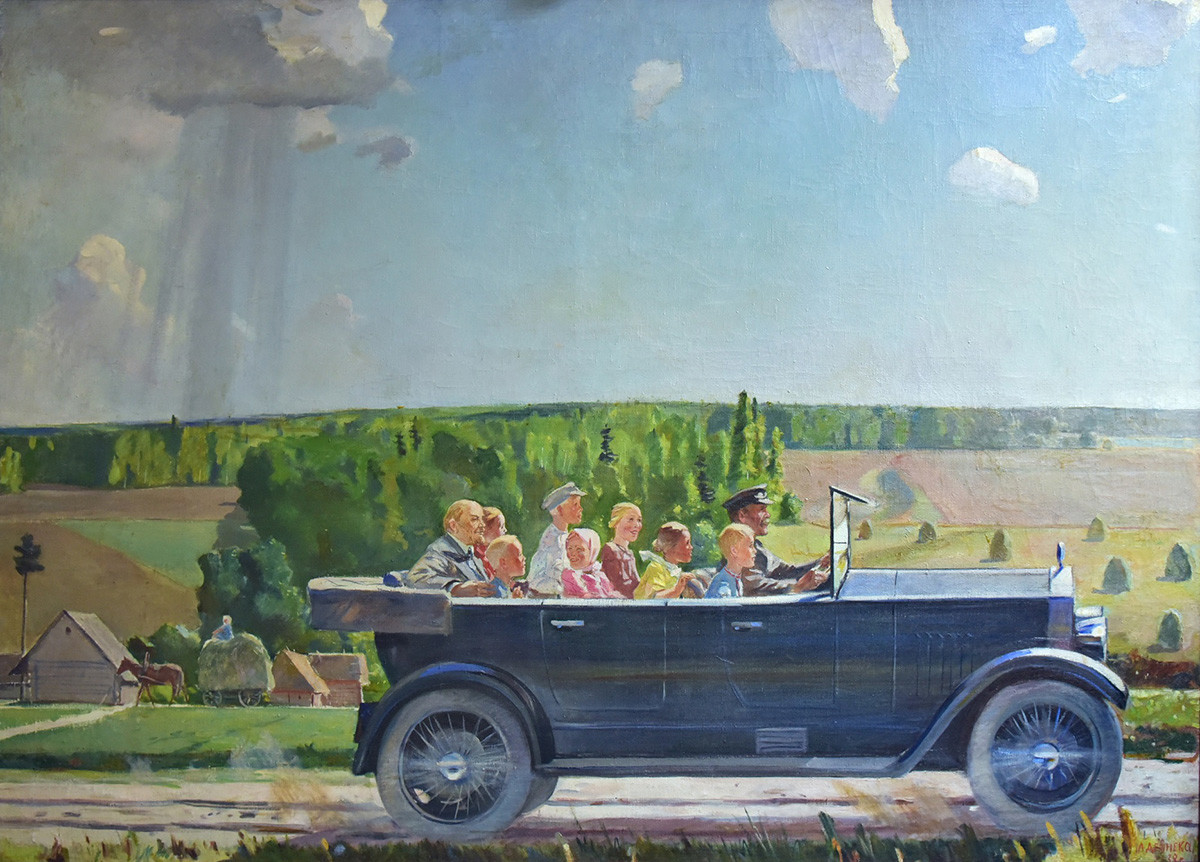 アレクサンドル・デイネカ「子供たちと一緒に車に乗るレーニン」