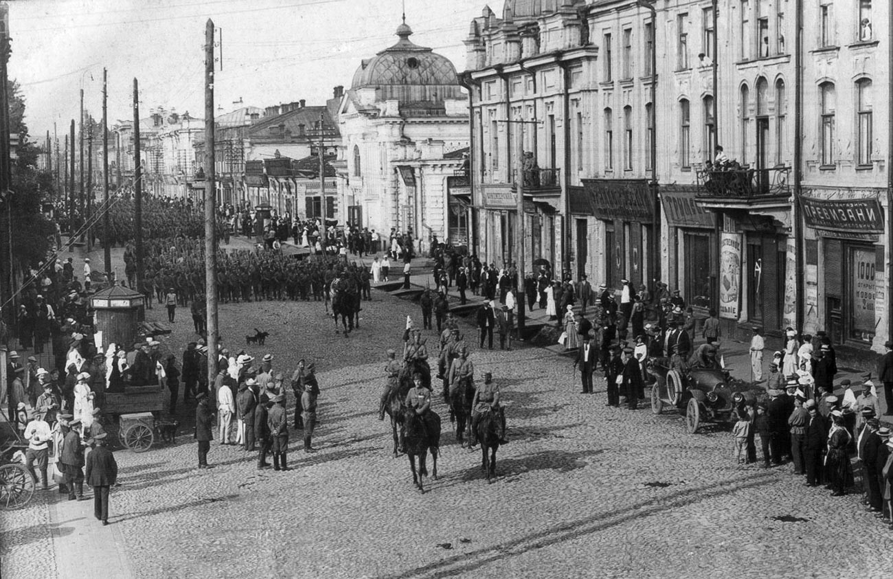 Einheiten des tschechoslowakischen Korps in Irkutsk.