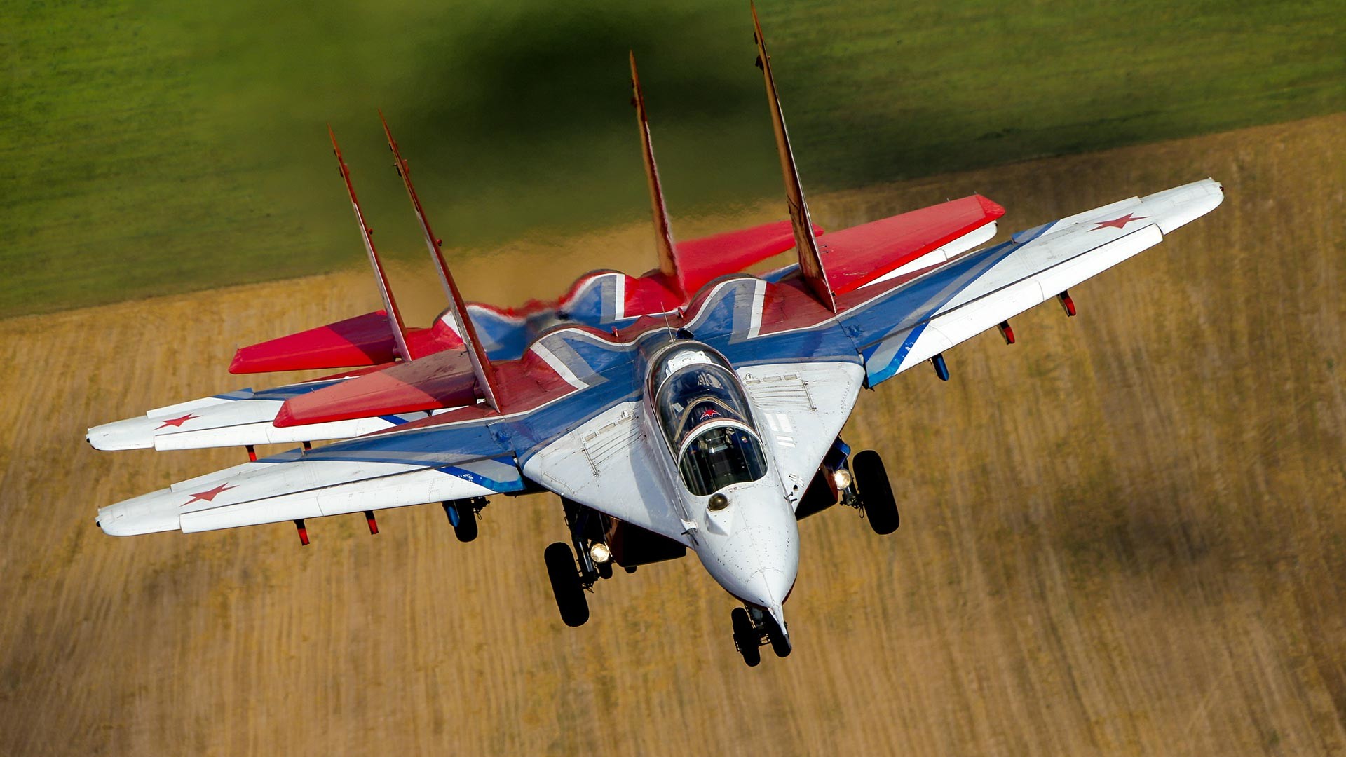 MiG-29, akrobatska grupa "Striži". 
