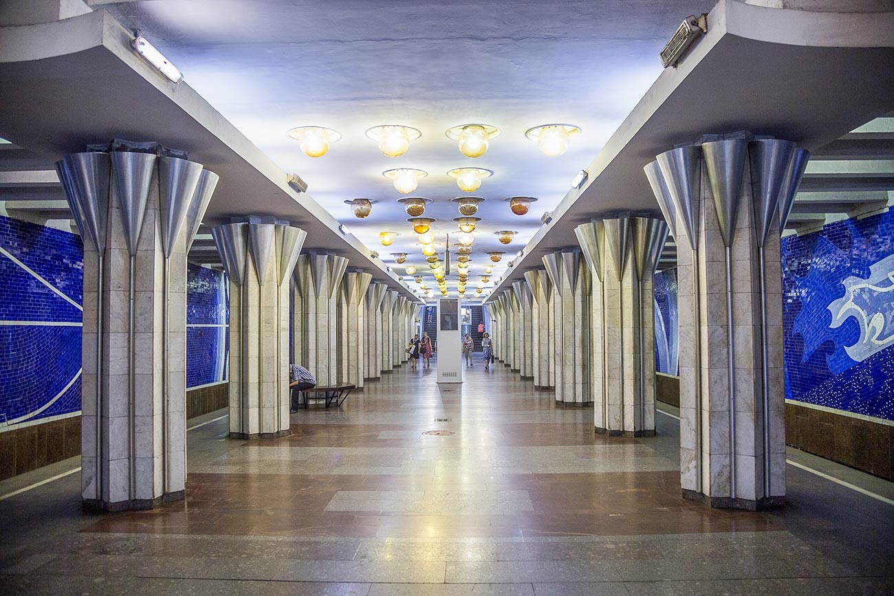 Gagarinskaya station. 