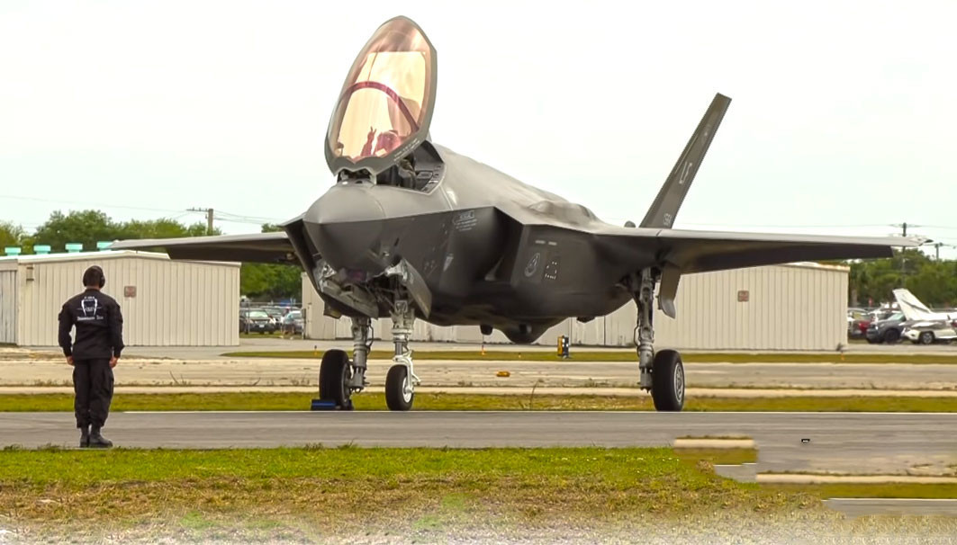 F-35 Lightning II

