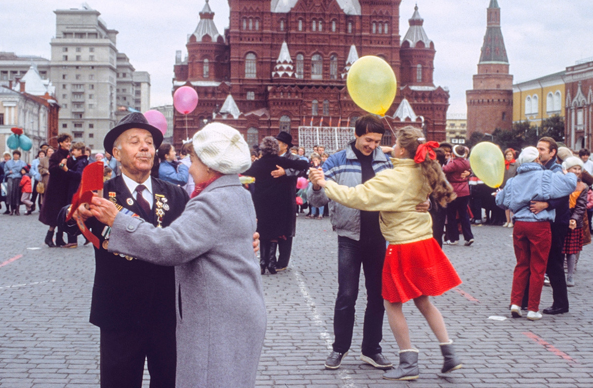 Ein Fest auf dem Roten Platz.