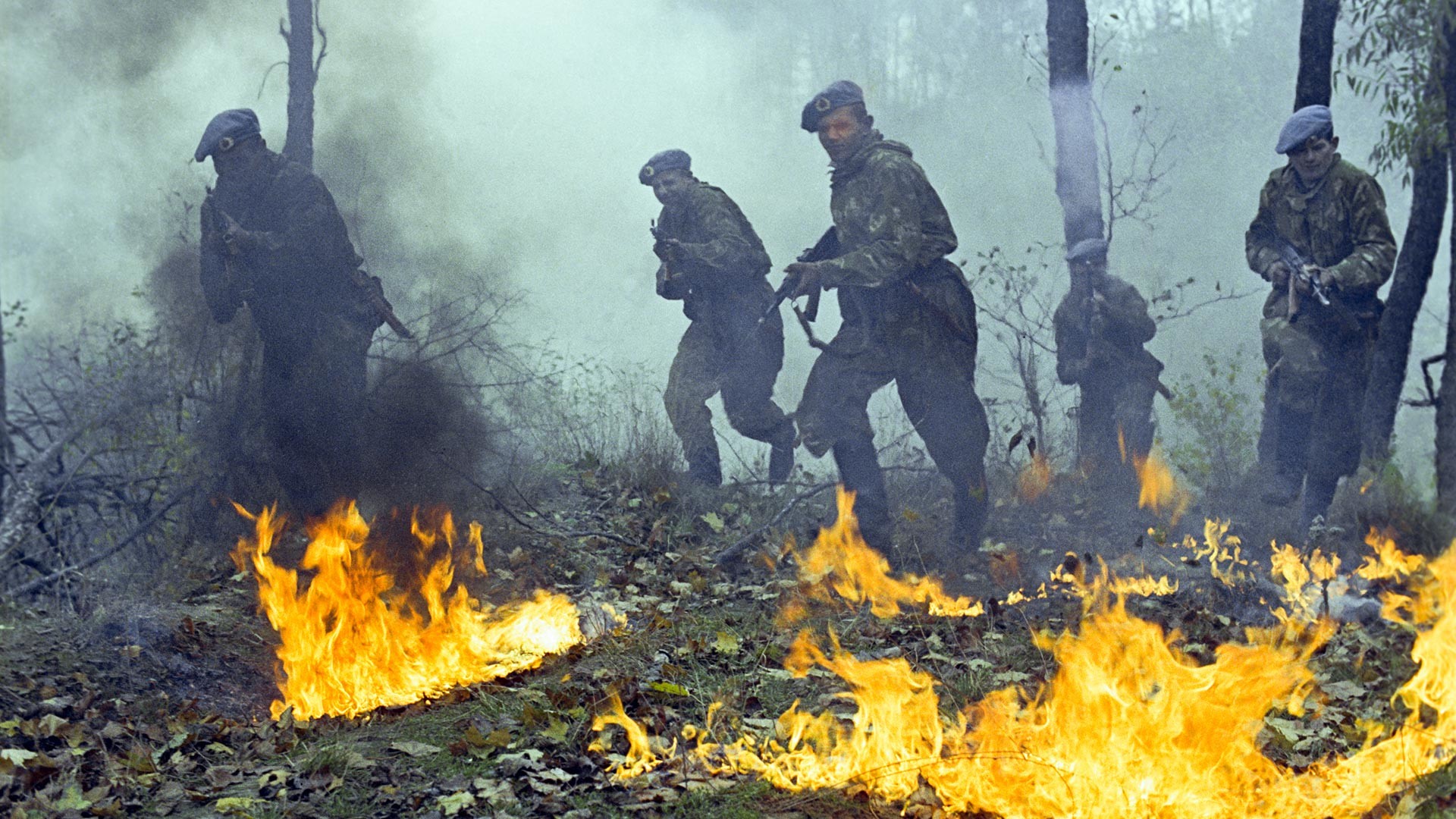 Combat exercises of Guards paratroopers.