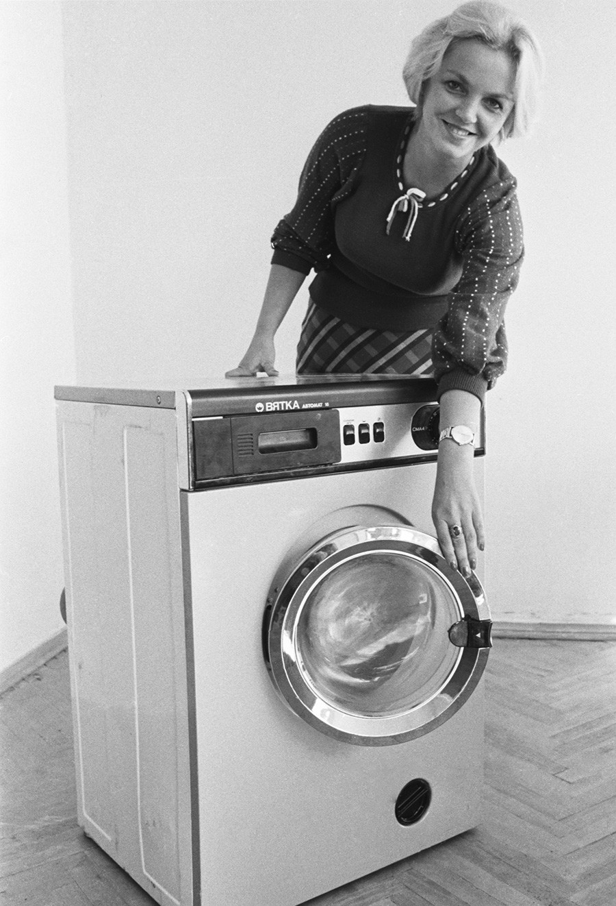 洗濯機「ヴャトカ全自動」、1978年