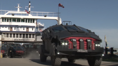 Запознајте го „Фаљкатус“, „бетмобилот“ на руското ФСБ (ВИДЕО)