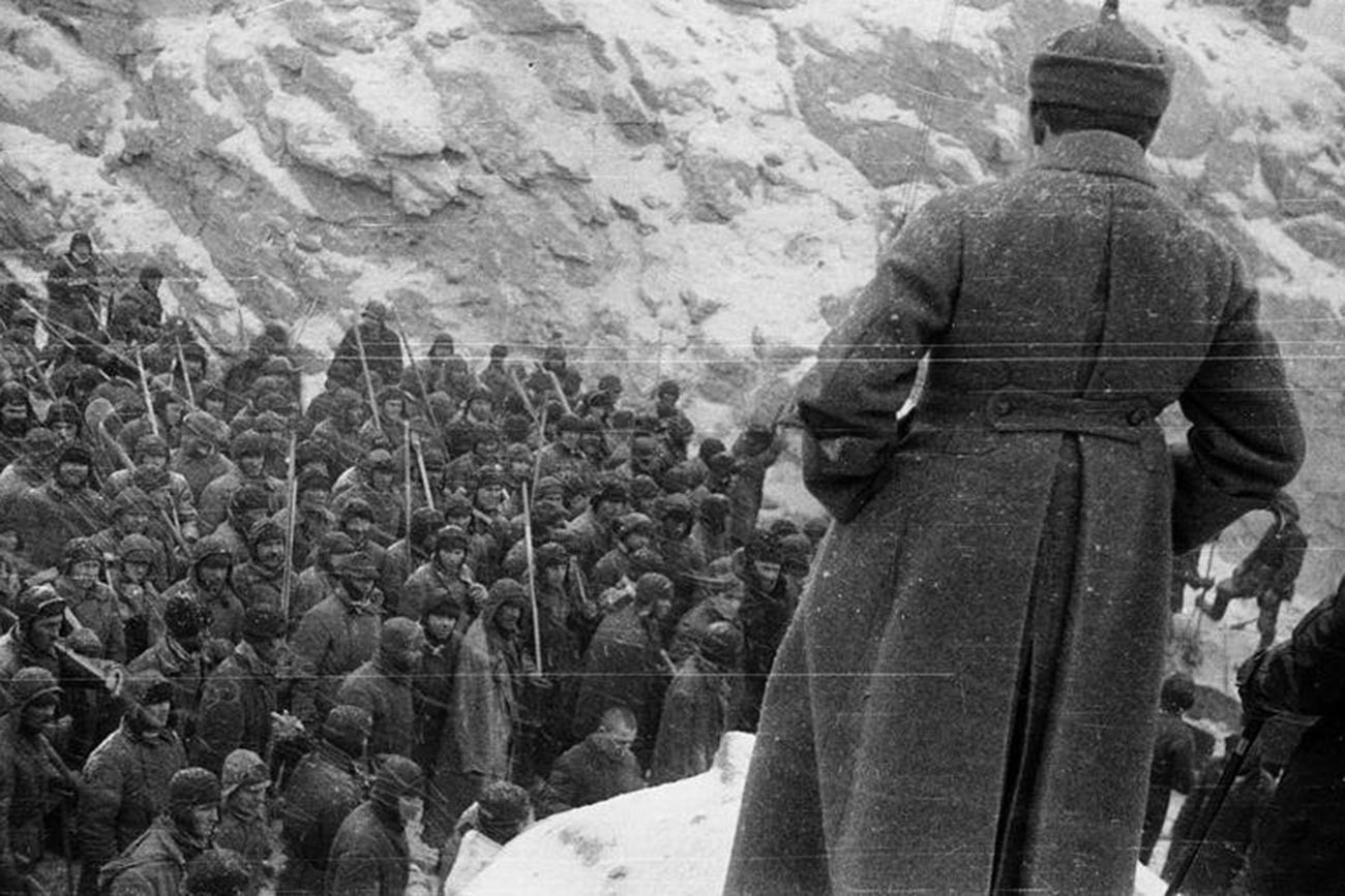Cannibal Island: In 1933, Nearly 5,000 Died In One Of Stalin's Most  Horrific Labor Camps