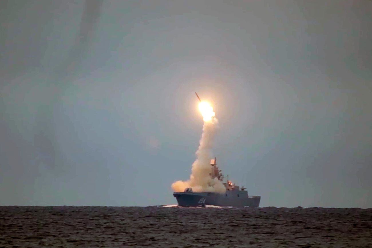 Прво лансирање хиперзвучне крстареће ракете „Циркон“ из акваторије Белог мора.