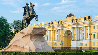 Wann war Sankt Petersburg die Hauptstadt Russlands? 