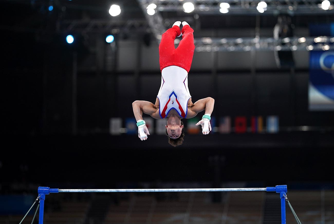 Artur Dalaloyan saat mengikuti final all-around putra Olimpiade Tokyo 2020. 