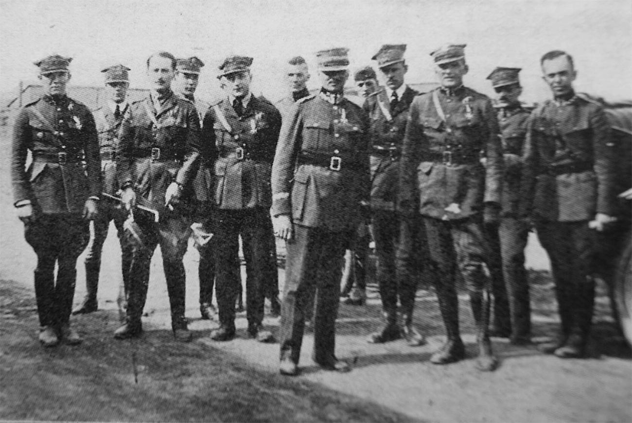 Седма ловечка ескадрила – по налог на генералот Станислав Галер; 1920 година.
