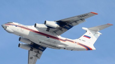 Руски авиони Ил-76 пристигнаа во Грција за да ги гаснат пожарите
