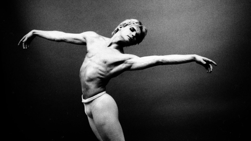 Erkak ortasidagi jinsiy aloqa pornosini onlayn tomosha qiling