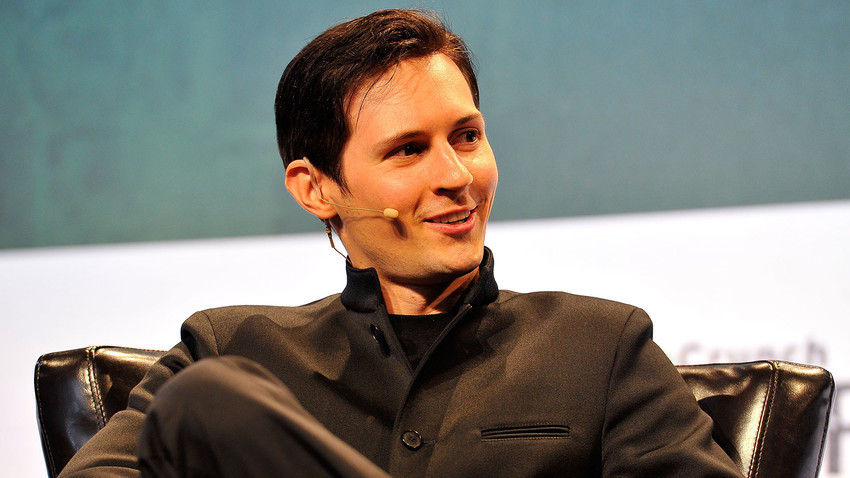 Pavel Durov, izvršni direktor in soustanovitelj Telegrama, med govorom prvi dan konference TechCrunch Disrupt SF 2015 21. septembra 2015 v San Franciscu v Kaliforniji. 