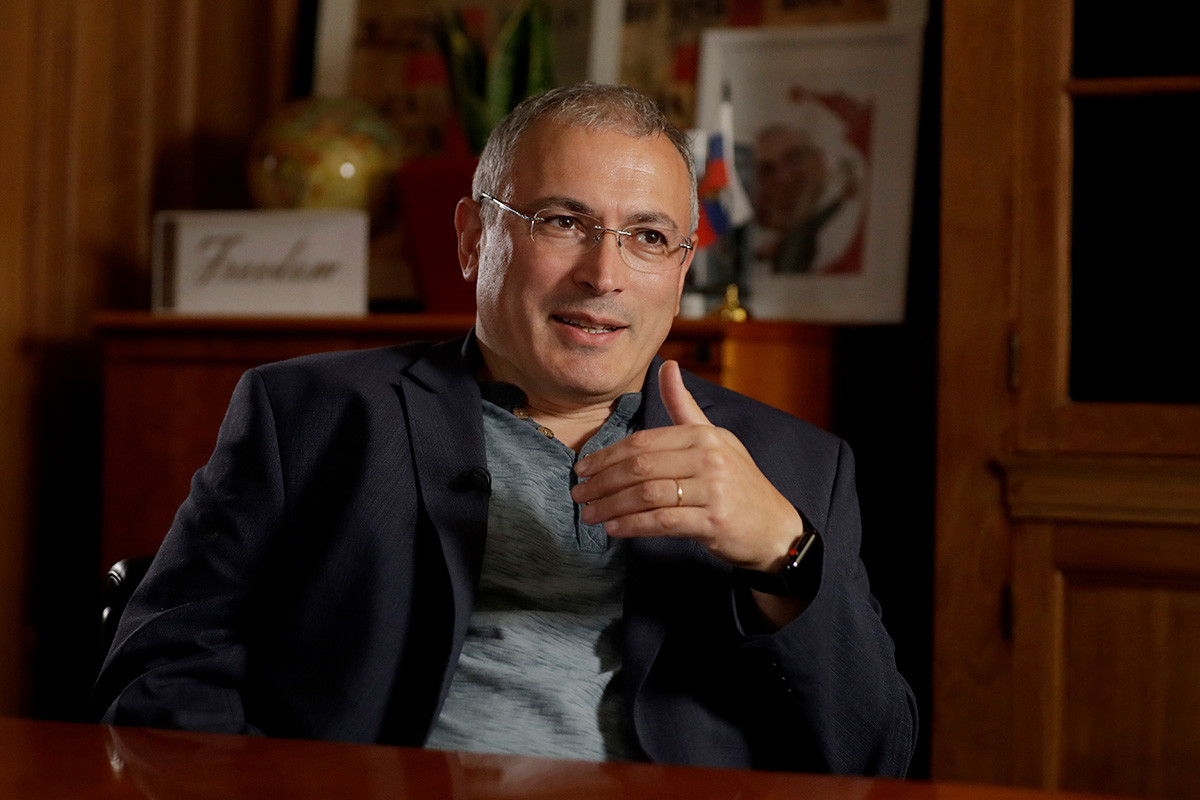 Рускиот опозициски лидер Михаил Ходорковски зборуваше во интервју за Асошиејтед прес во Лондон на 24 јули 2018 година.