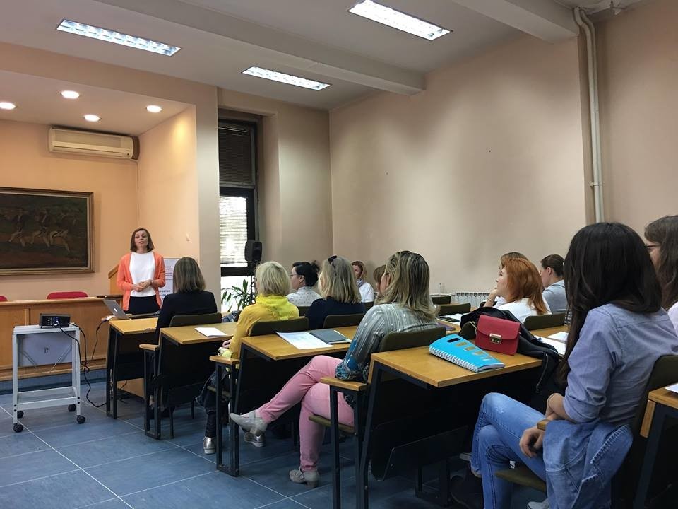 Предавање од курсевите за повишување на квалификациите за наставниците по руски јазик во Македонија (Скопје, октомври 2018) одржани од страна на водечките специјалисти на Рускиот универзитет за дружба на народите (Москва)