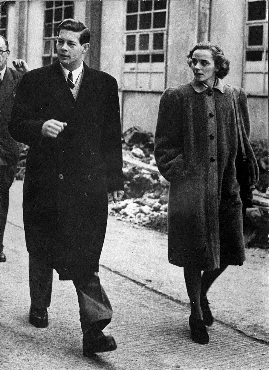Румунски краљ са супругом у Лондону, 1947.