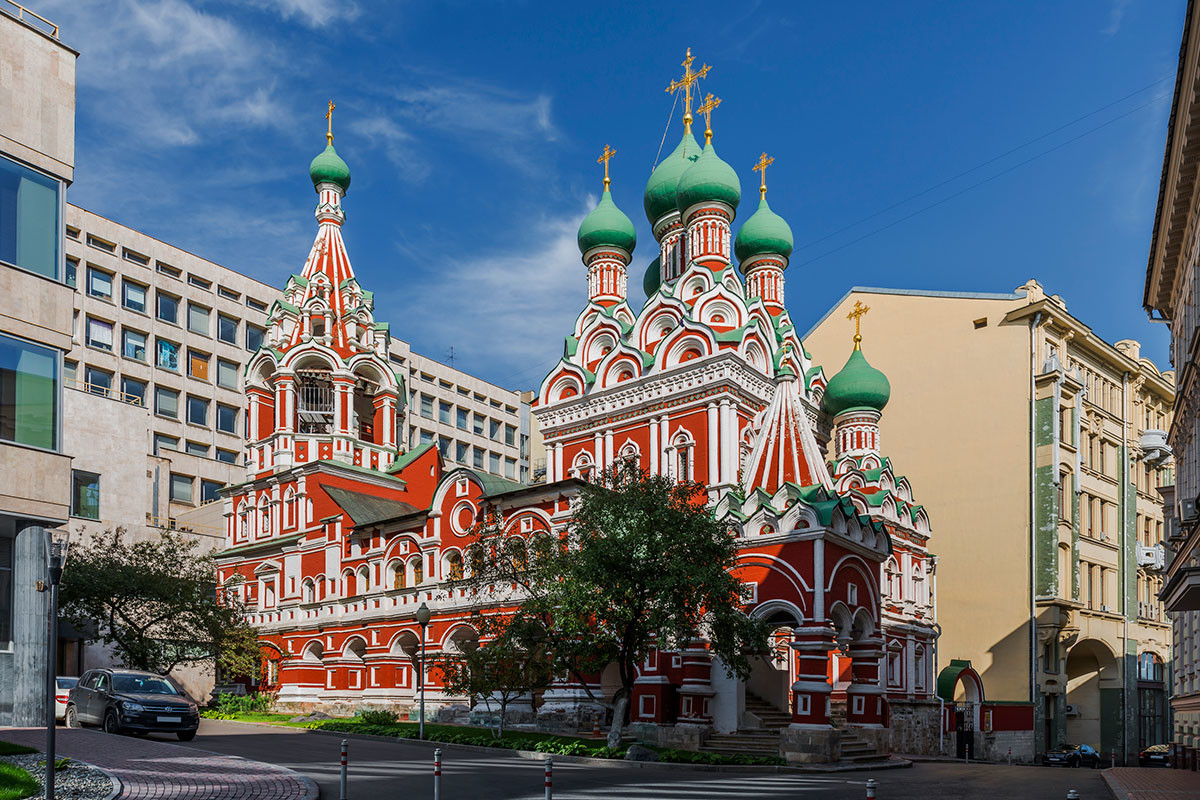 Церковь Троицы в Никитниках, Москва
