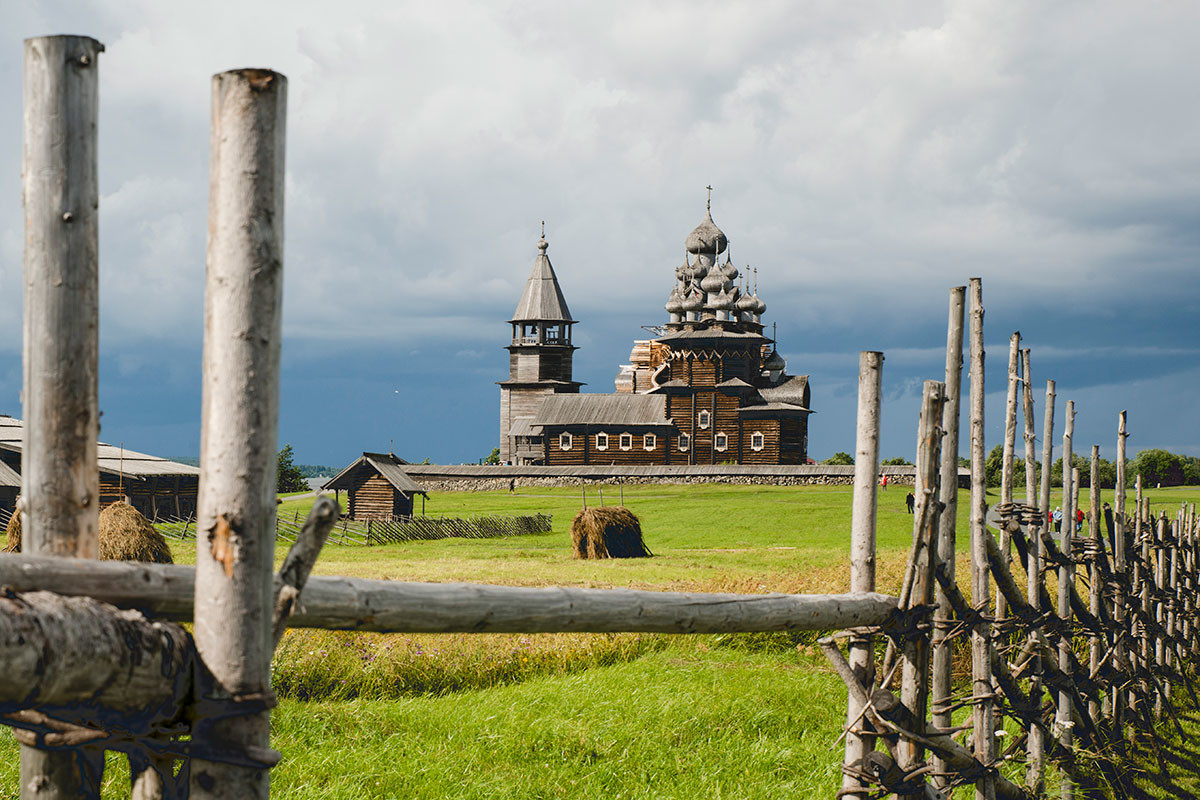 Iglesia de la Transfiguración en la isla de Kizhi