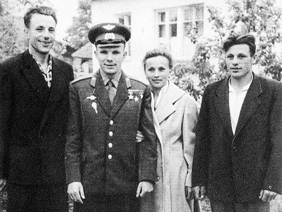 Валентин Алексеевич Гагарин, Юрий Гагарин, Зоя Алексеевна Гагарина, Борис Алексеевич Гагарин