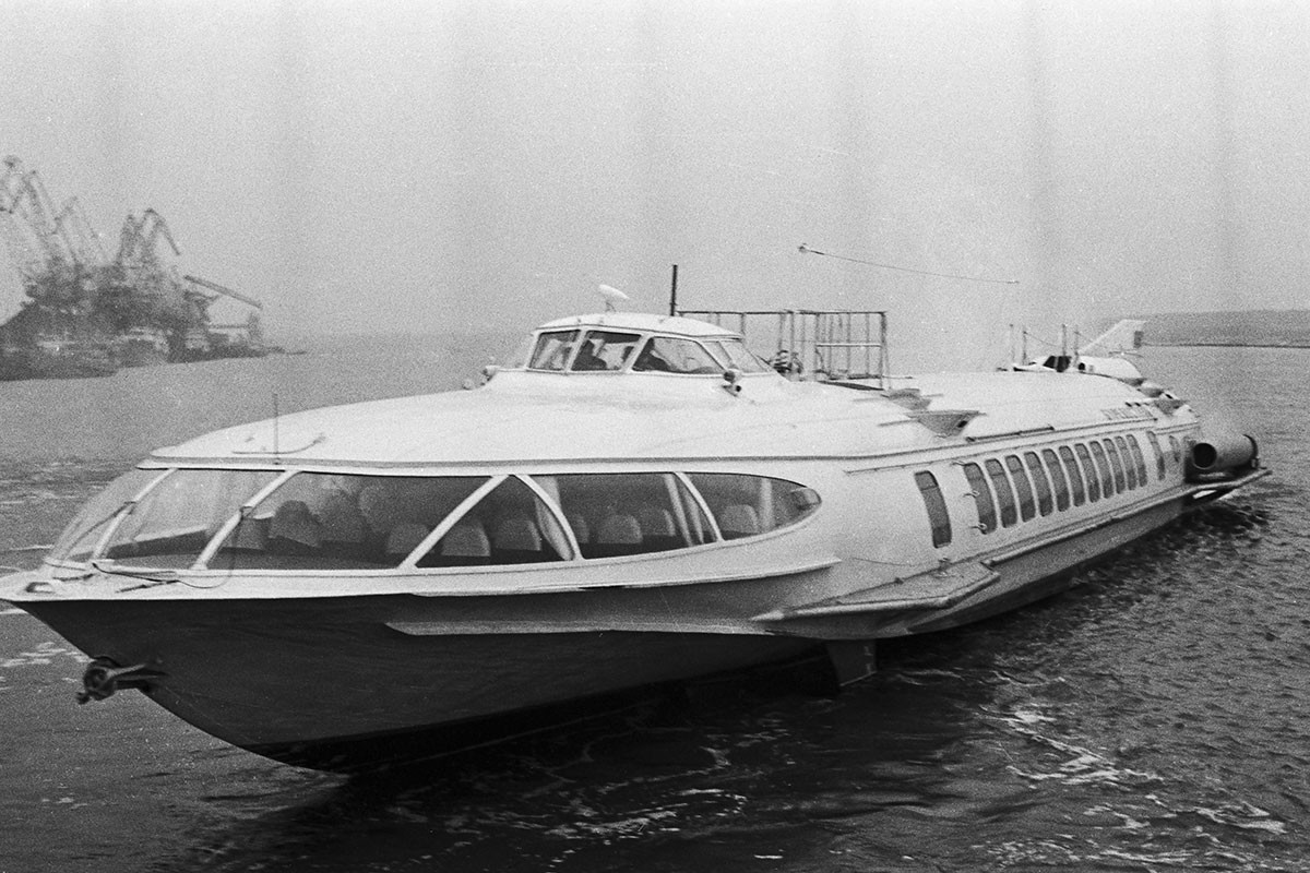 Rečna ladja Burevestnik, 1968.
