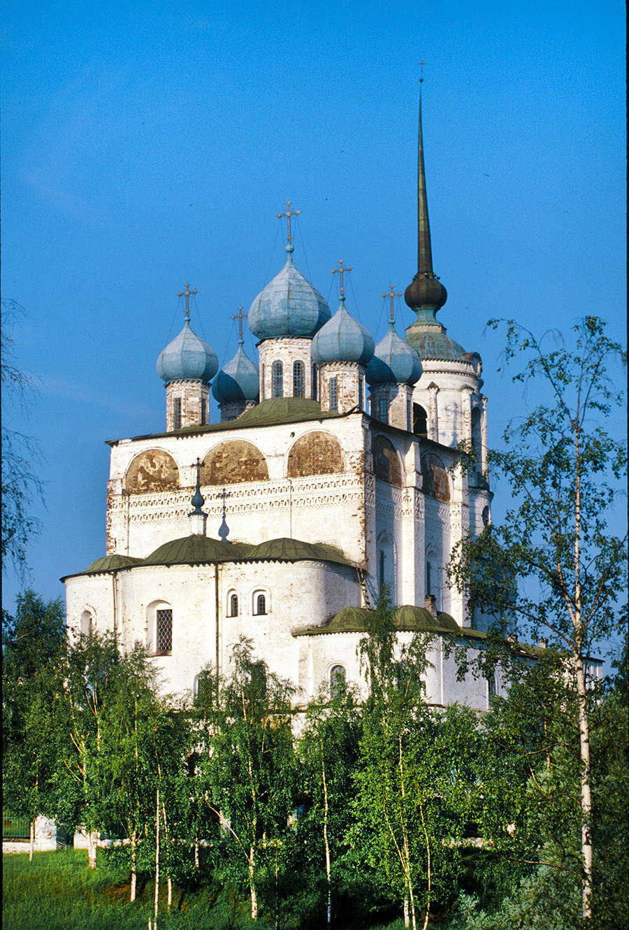 Solvychegodsk. Cathedral of the Annunciation, northwest view. June 26, 2000