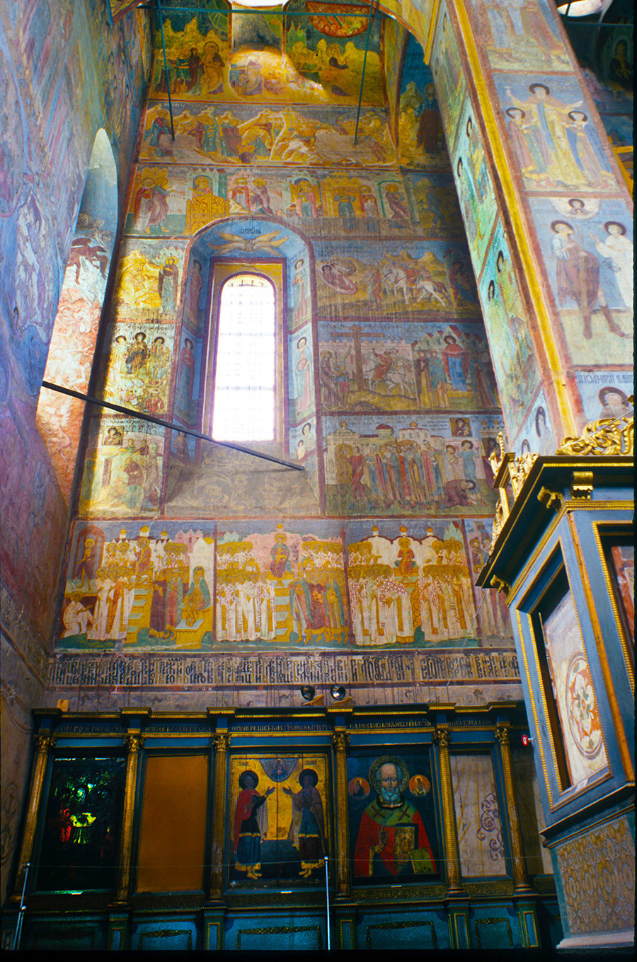 Cathedral of the Annunciation. Interior, northwest corner & north pier. June 26, 1999