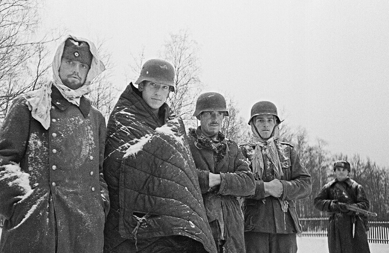 Des Allemands capturés près de Moscou