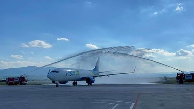 Стартуваше редовната авиолинија Санкт Петербург-Скопје и обратно