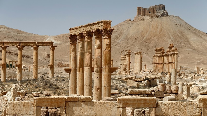 Сирија, рушевине храма у Палмири.